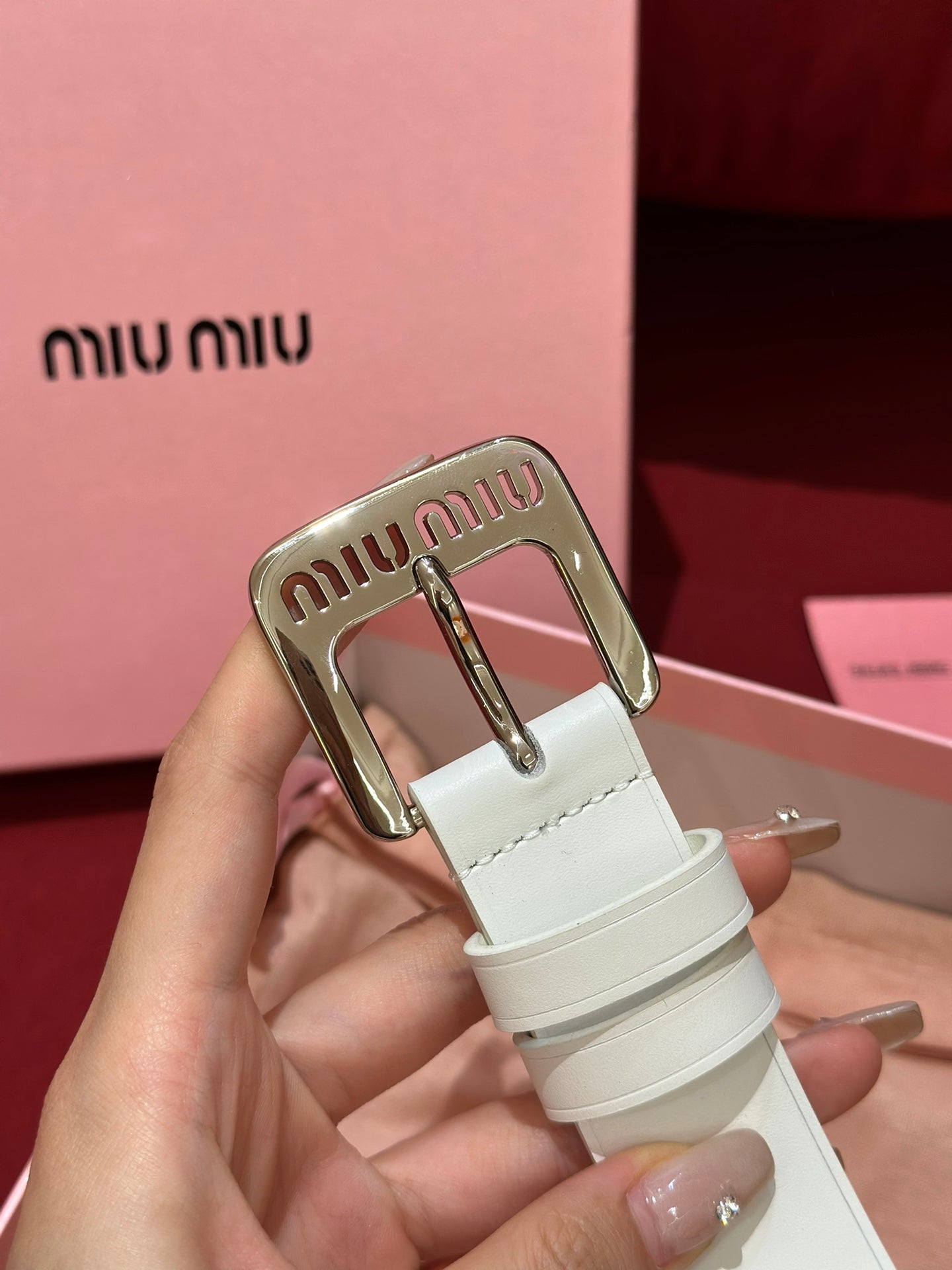 미우미우 벨트