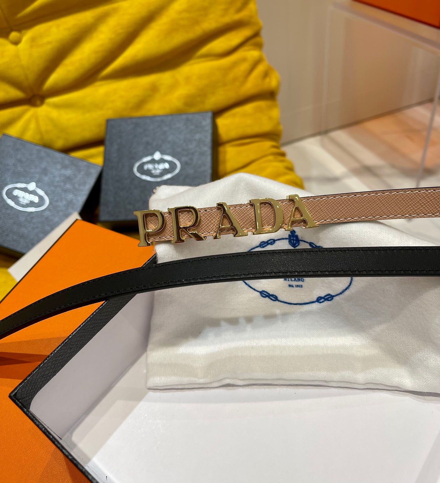 여자 프라다 벨트