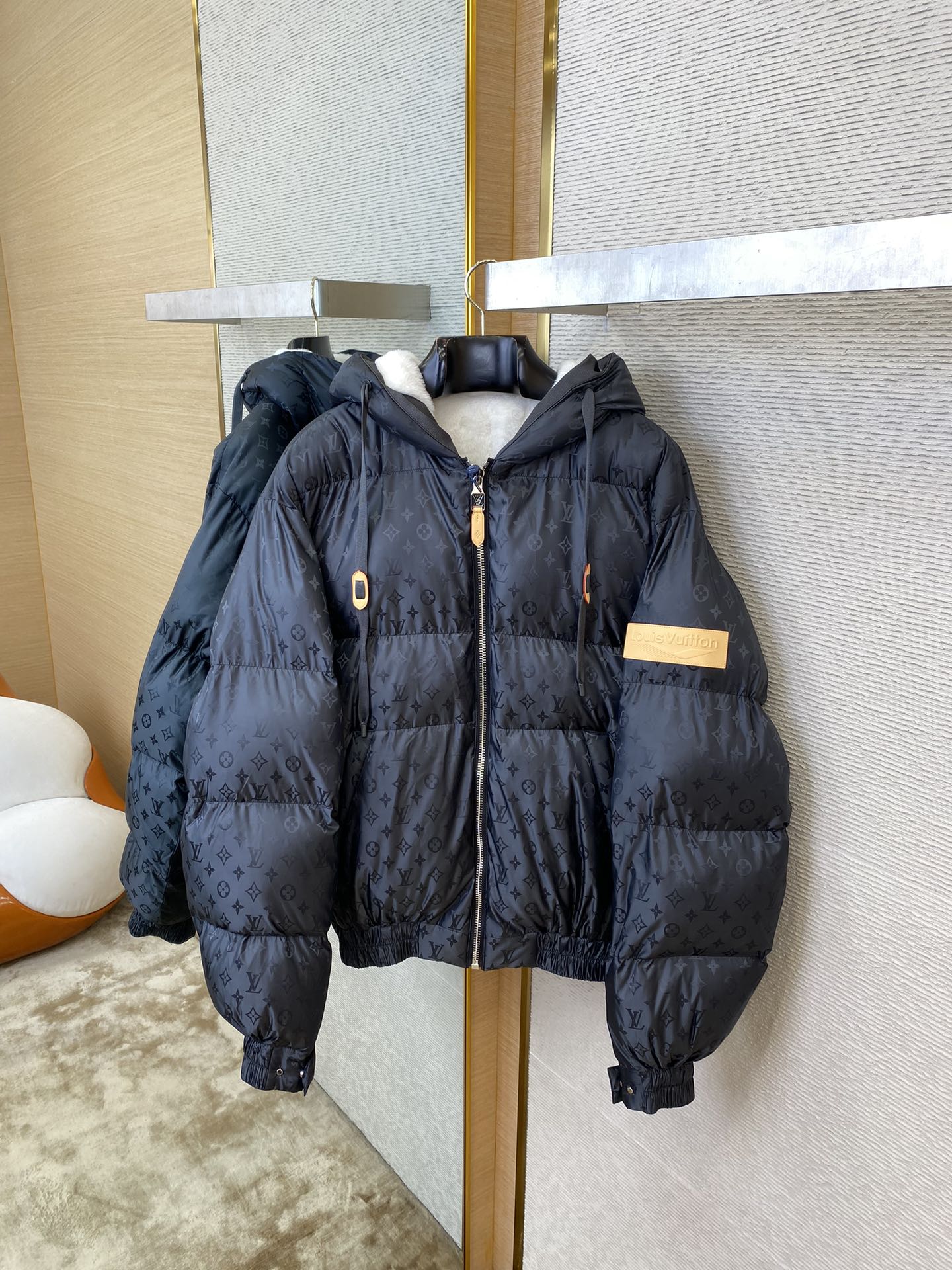 체인2호/루이비통 남성 후드 겨울 외투