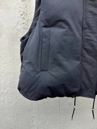 체인2호/로에베 여성 패딩 조끼