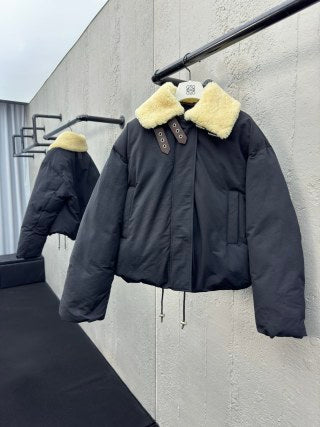 체인2호/로에베 여성 다운 재킷