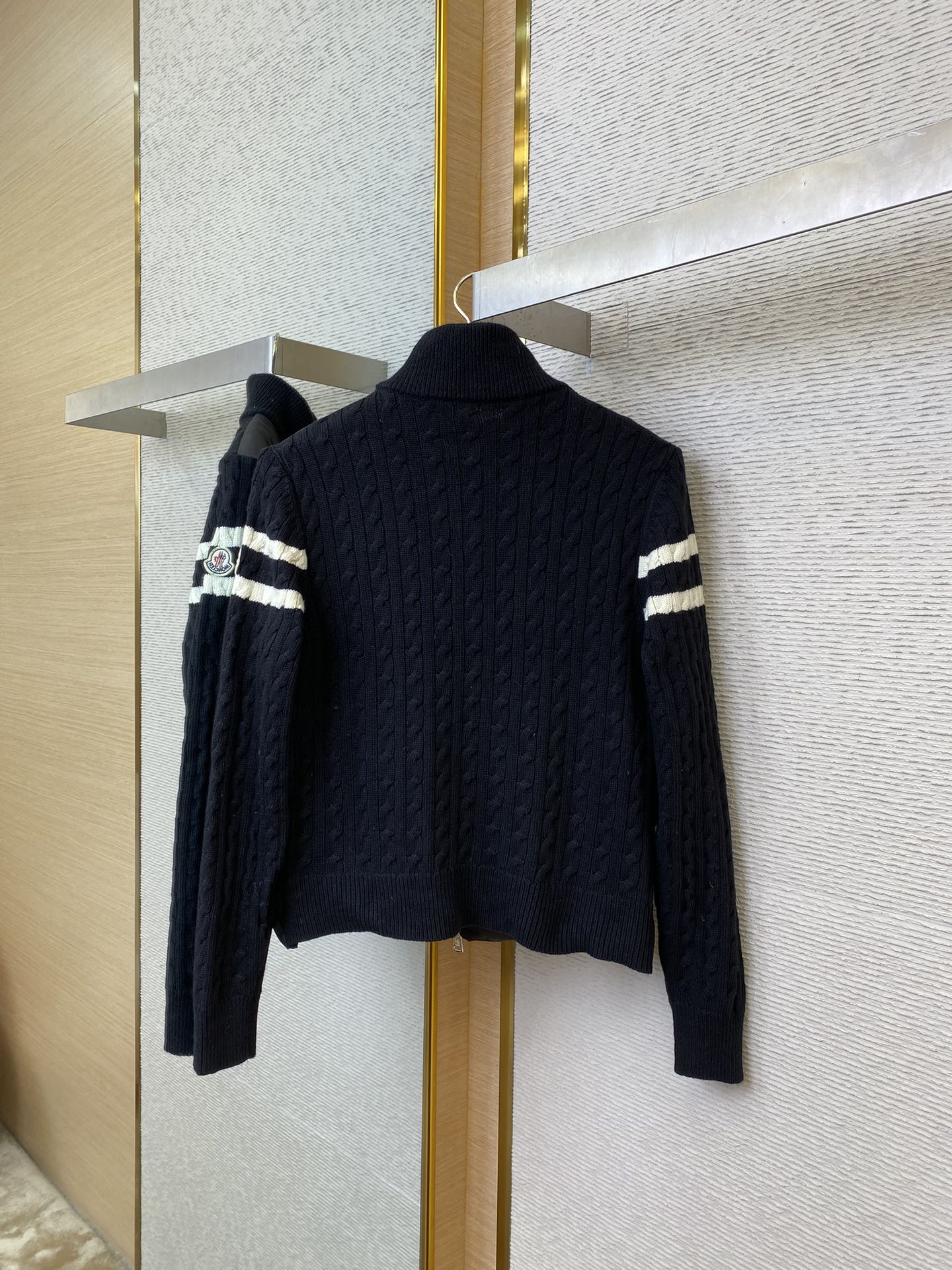 체인2호/몽*레어 남성 로고 재킷 다운 재킷