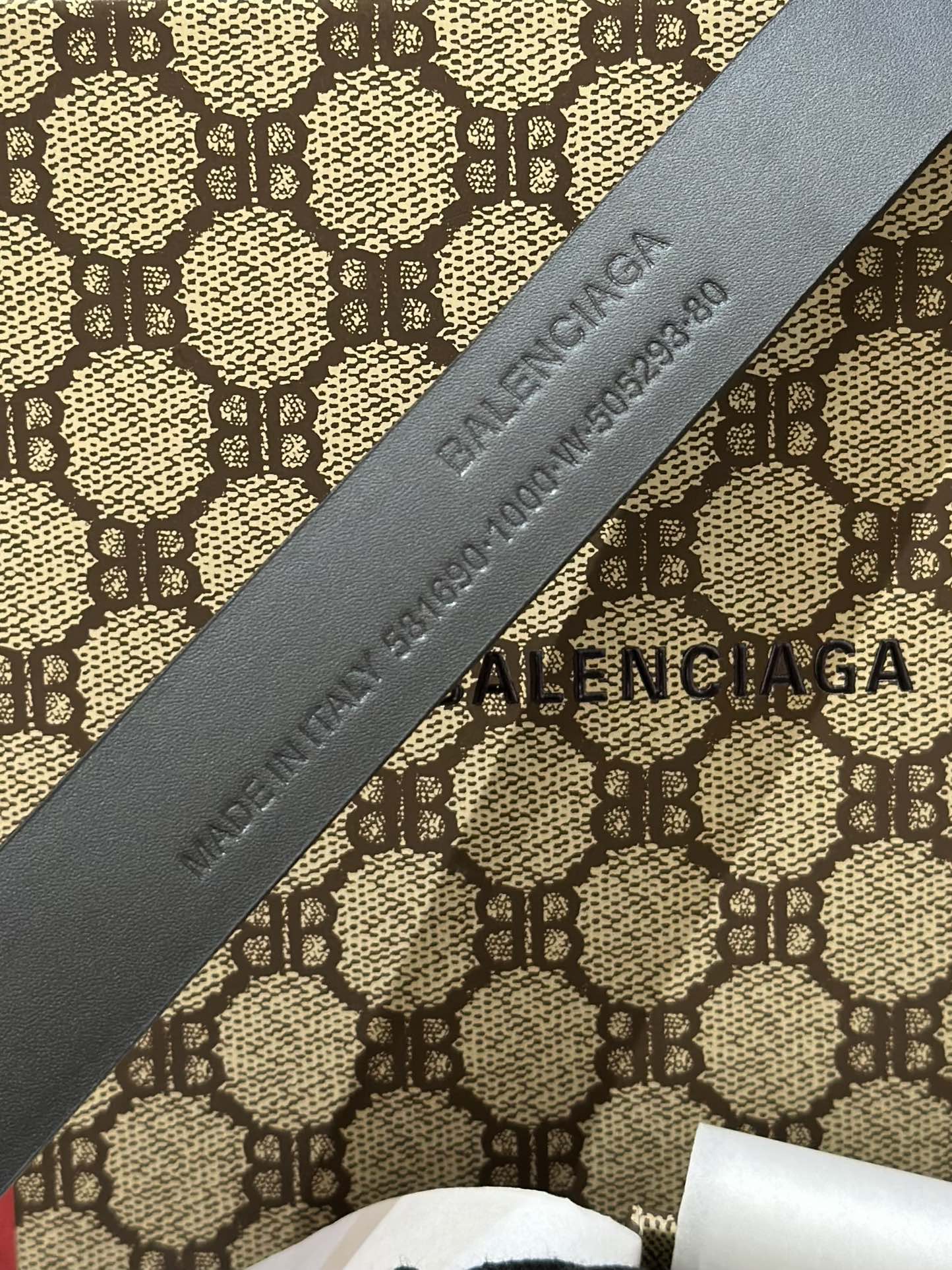 발렌시아가 벨트
