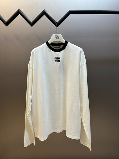 체인2호/미우미우 남성 자수 로고 긴팔 티셔츠