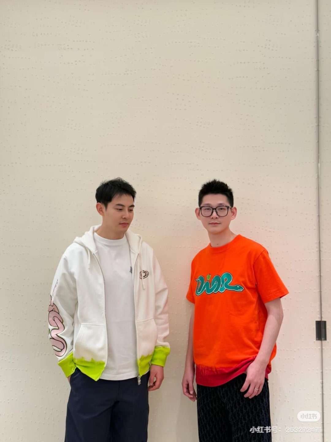 체인2호/디올 남성 자수 반팔