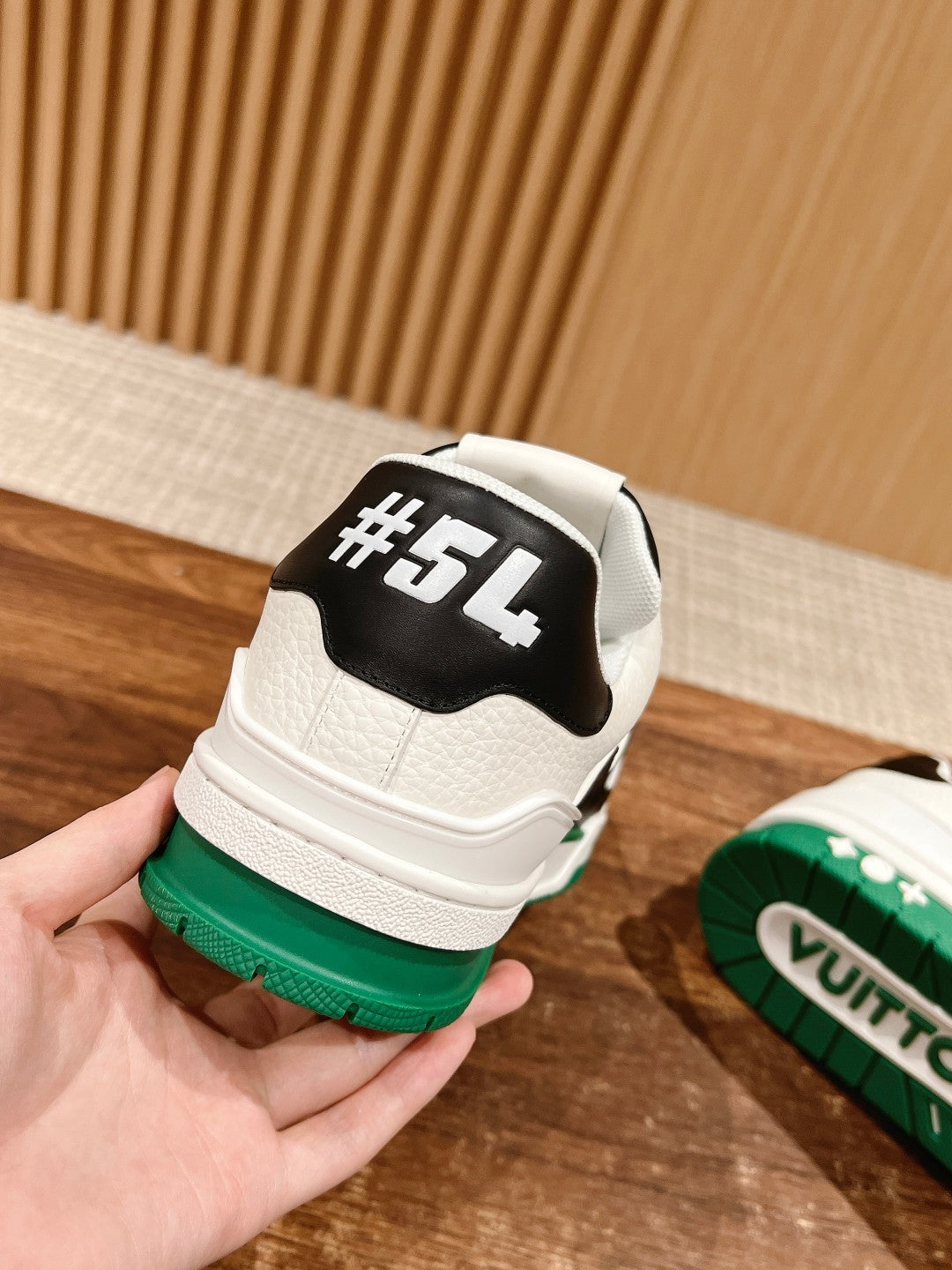 루이비통 남성 운동화