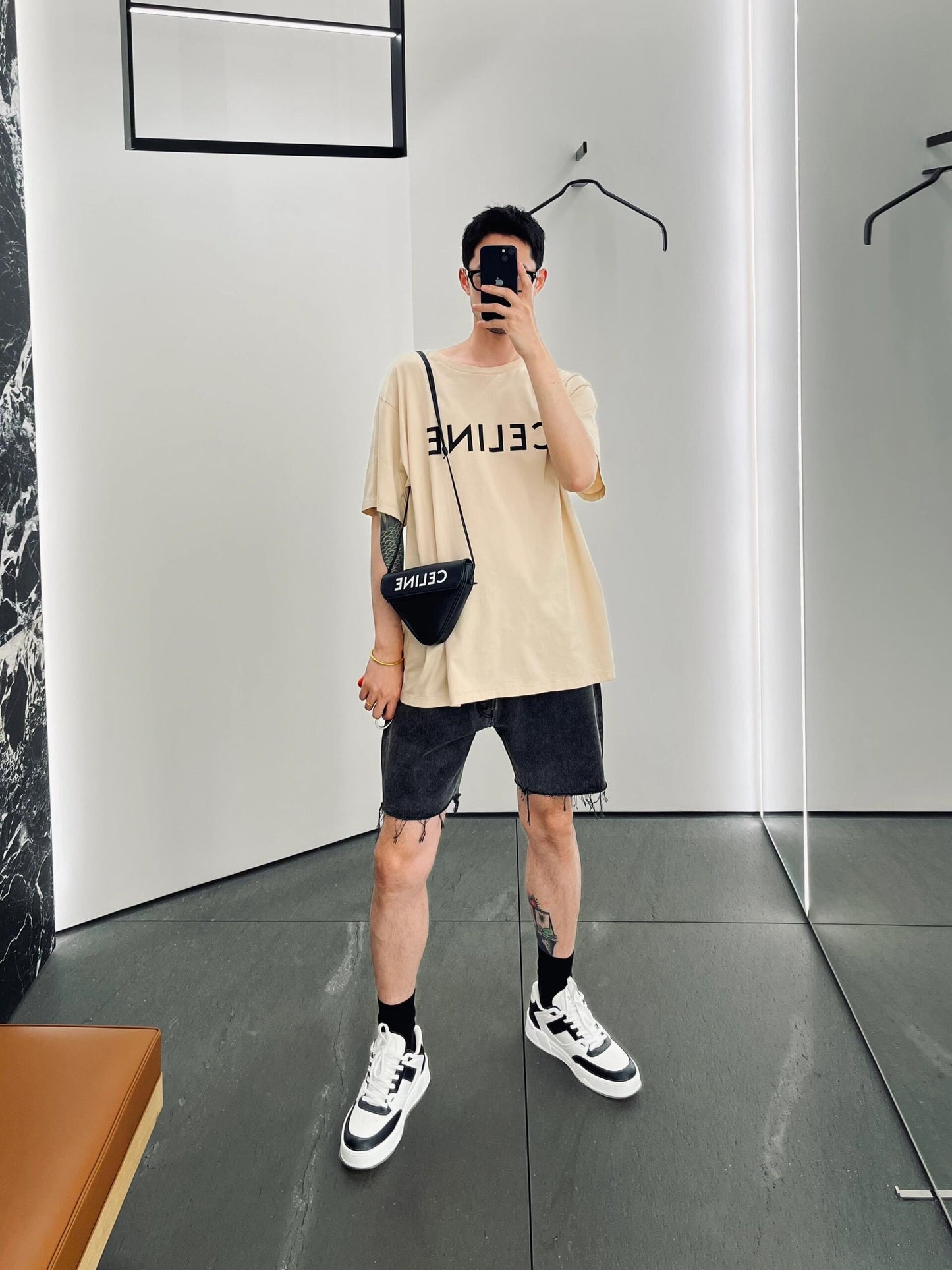 R공장/셀린느 남성 반팔