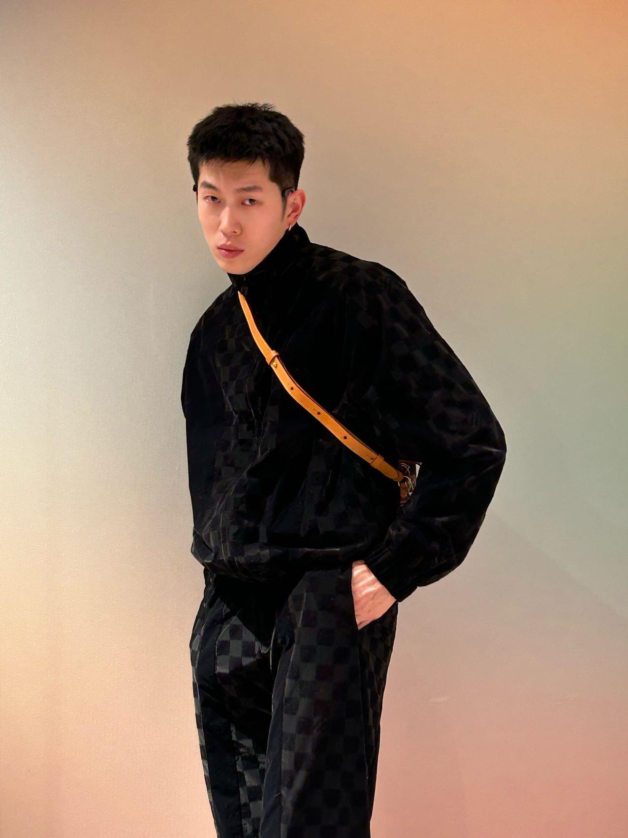 R공장/루이비통 남성 운동 자켓