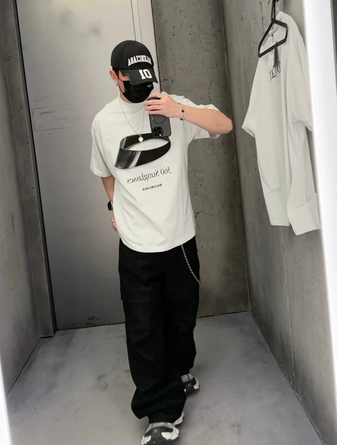 체인2호/발렌시아가 남성 반팔 티셔츠