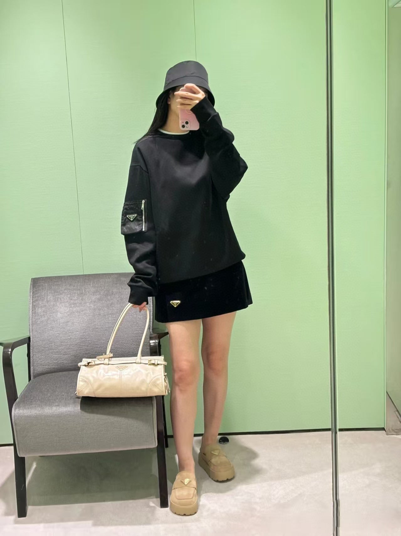 체인2호/프라다 남성 맨투맨