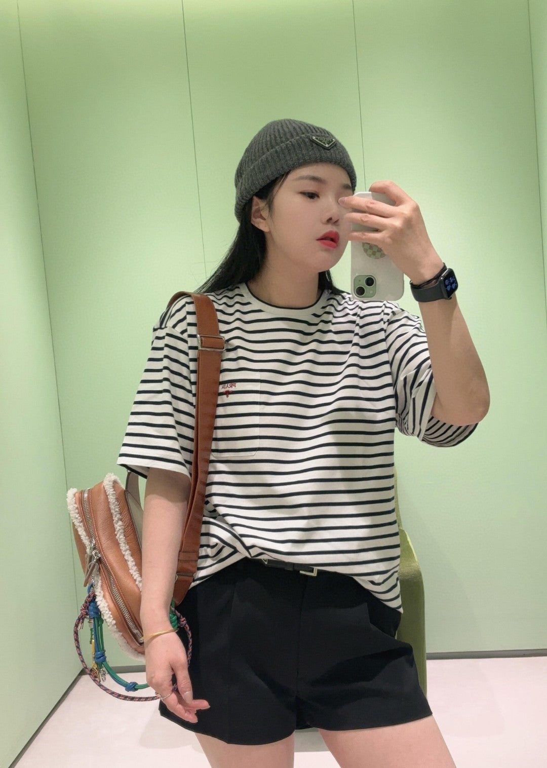 R공장/프라다 남성 반팔 티셔츠