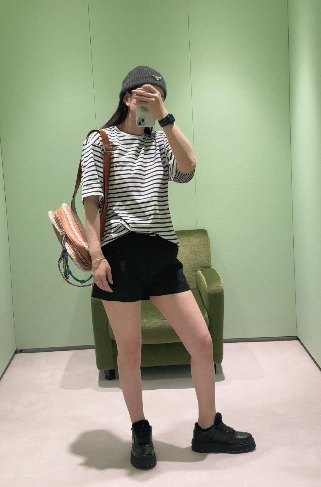 R공장/프라다 남성 반팔 티셔츠