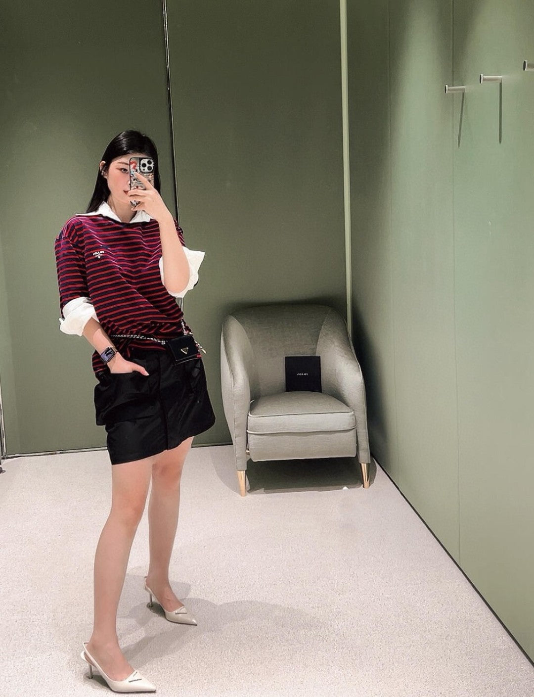 R공장/프라다 남성 반팔 티셔츠