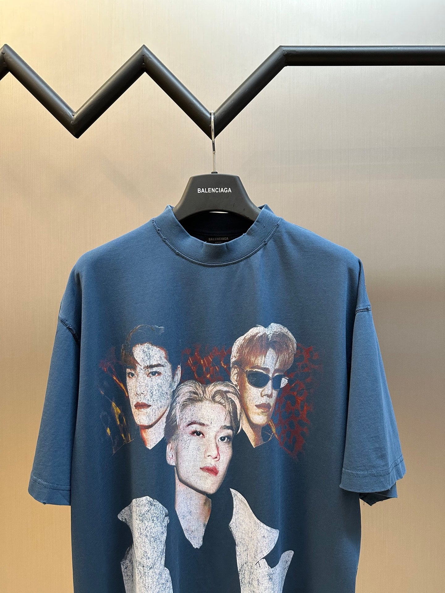 체인2호 / 발렌시아가 남성 반팔 티셔츠