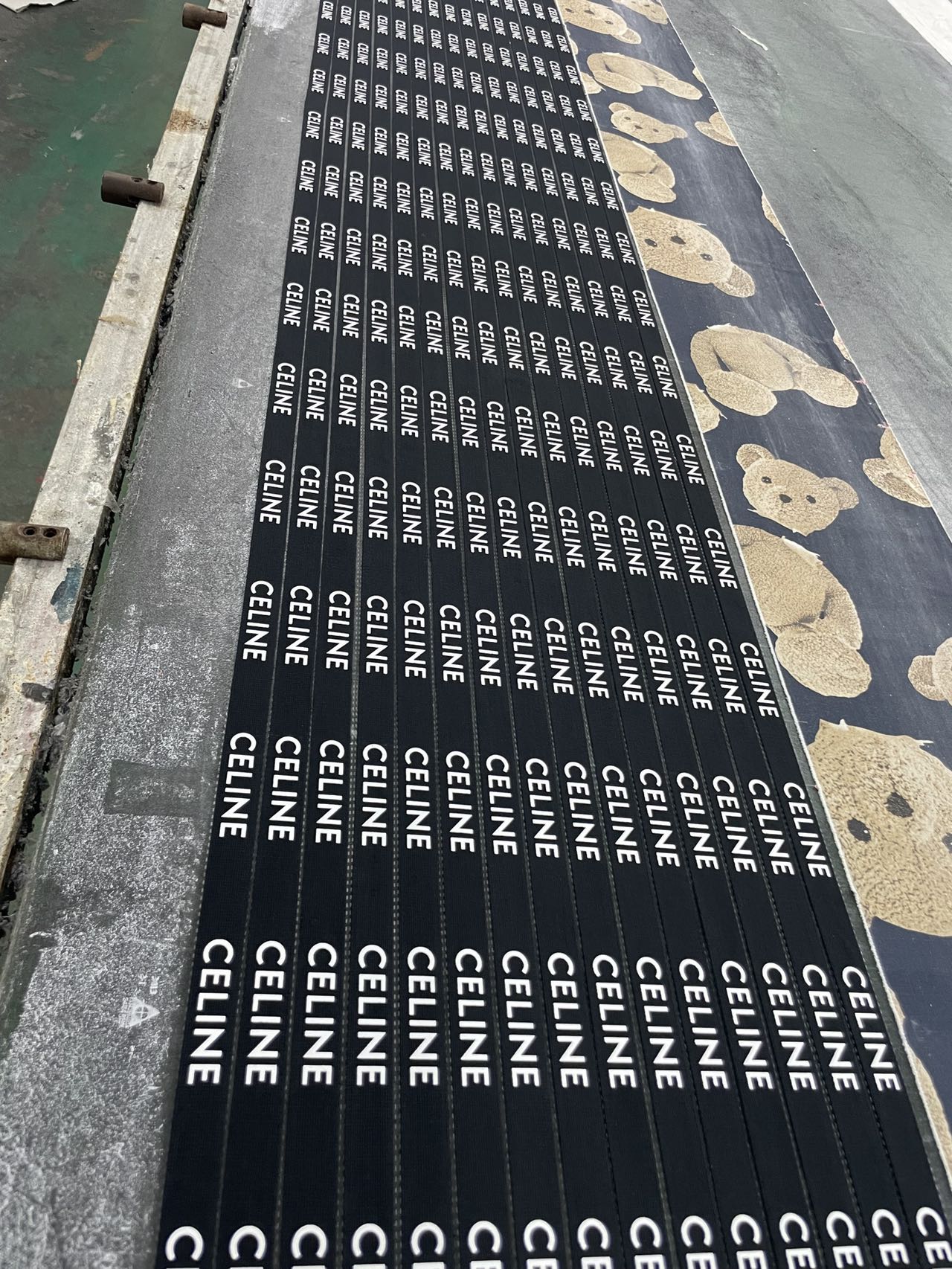 BVG / 셀린느 남성 바지