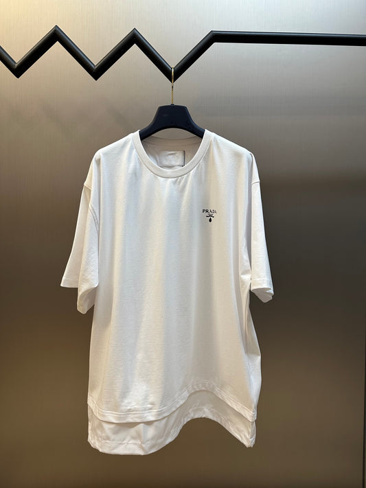 체인2호 / 프라다 남성 반팔 티셔츠