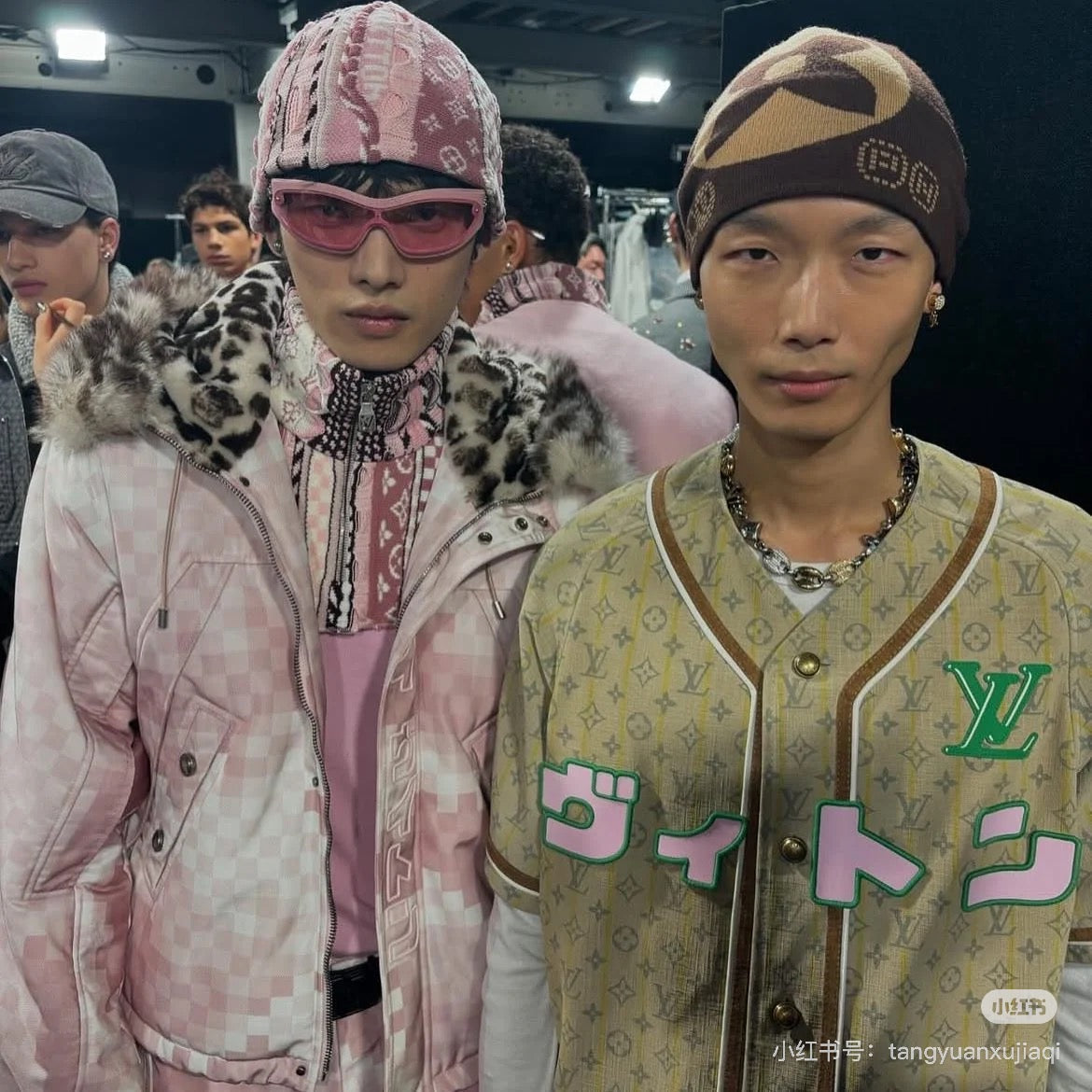 체인2호 / 루이비통 남성 반팔 셔츠