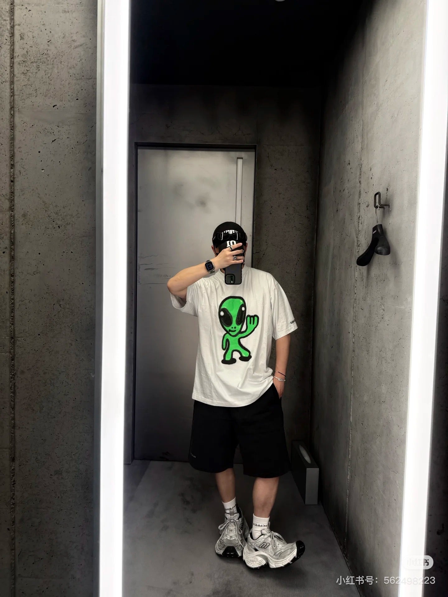 체인2호 / 발렌시아가 남성 반팔 티셔츠