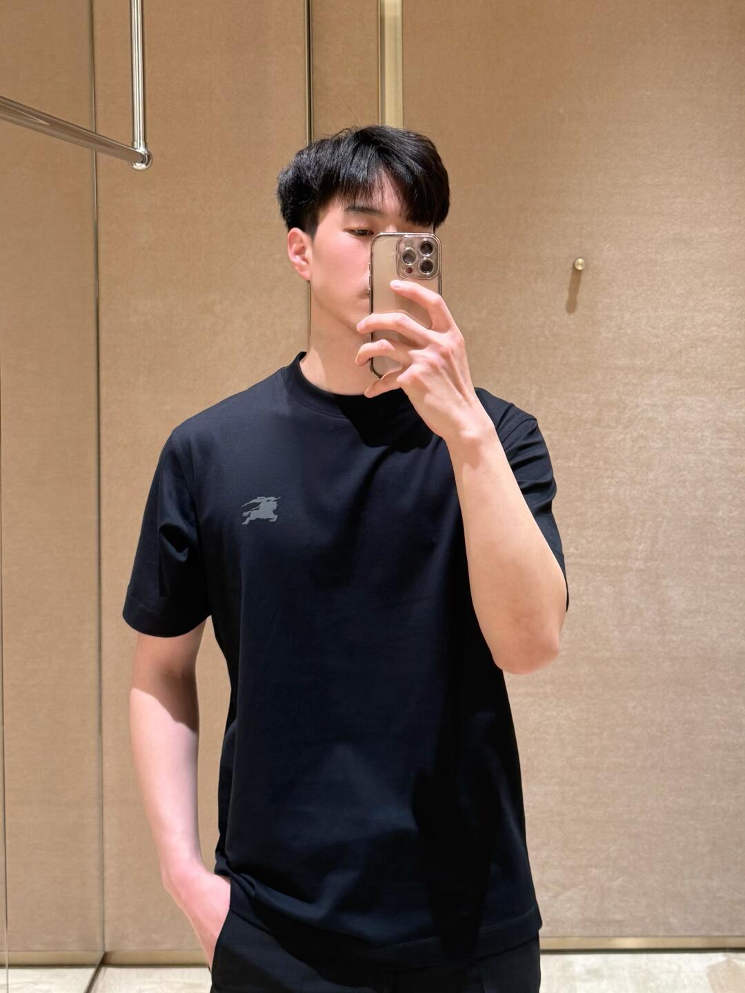 R공장 / 버버리 남성 반팔 티셔츠