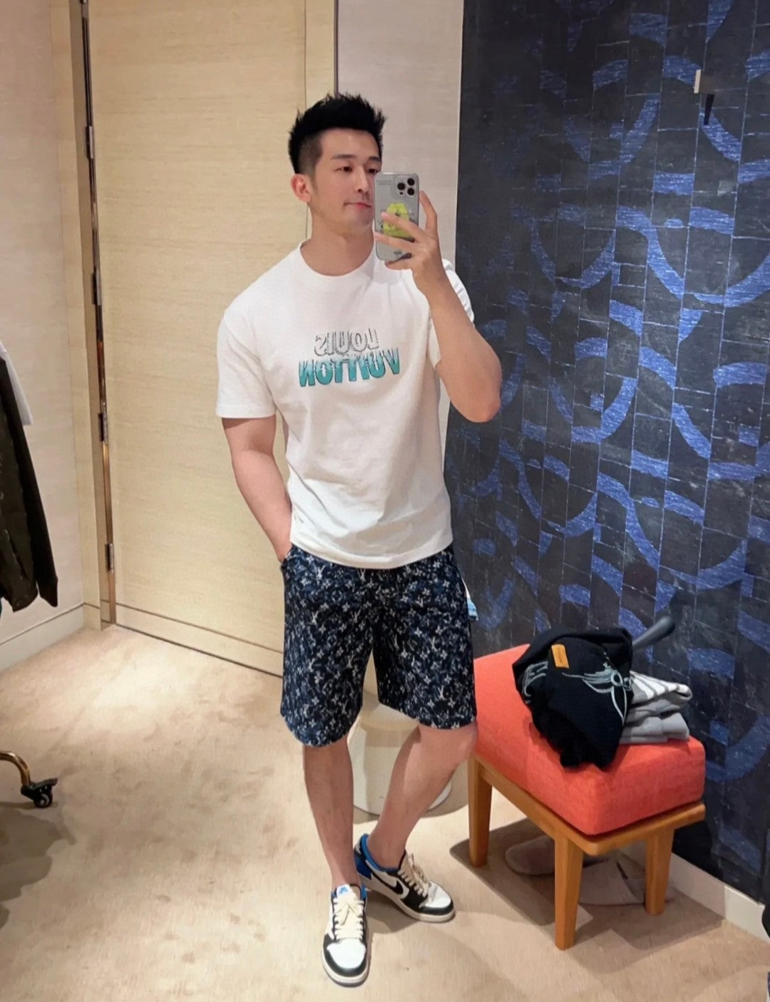 체인2호 / 루이비통 남성 반팔 티셔츠