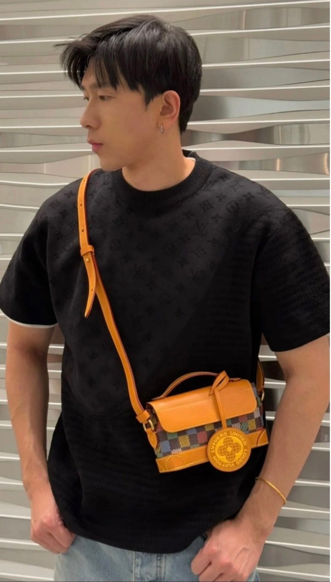 BVG / 루이비통 남성 니트 반팔