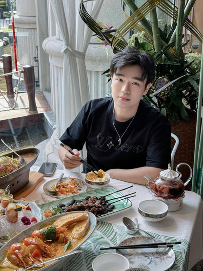 BVG / 루이비통 남성 반팔 티셔츠