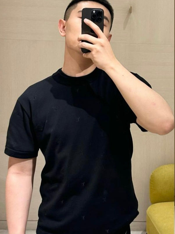 R공장 / 루이비통 남성 반팔