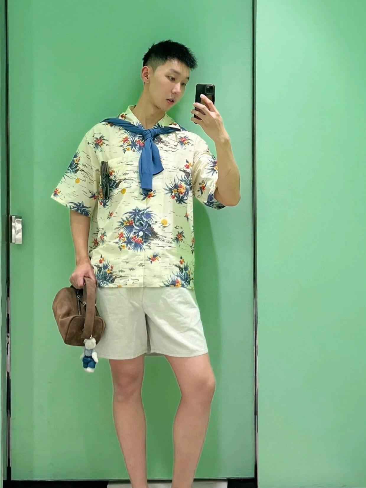 R공장 / 프라다 남성 반팔 셔츠