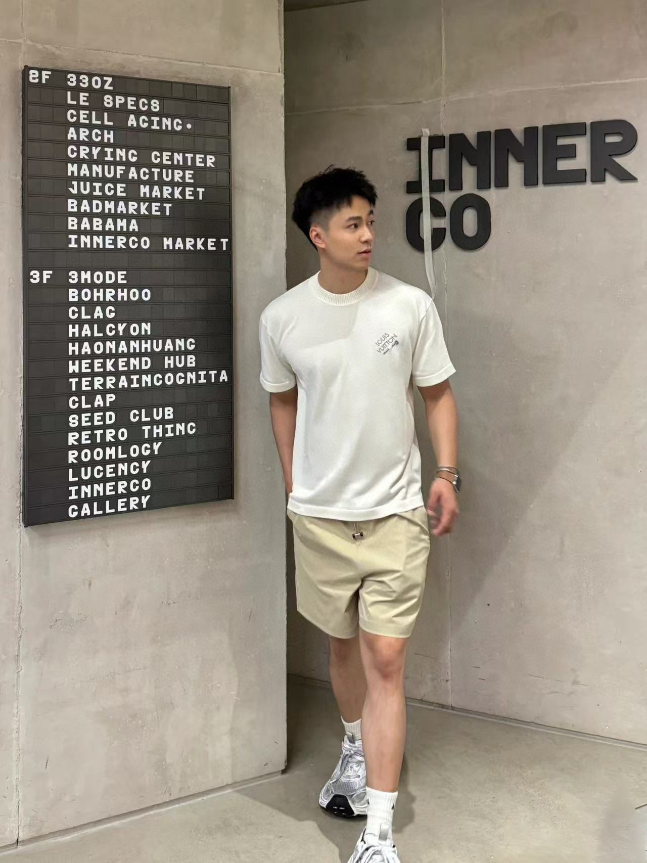 체인2호 / 루이비통 남성 반팔