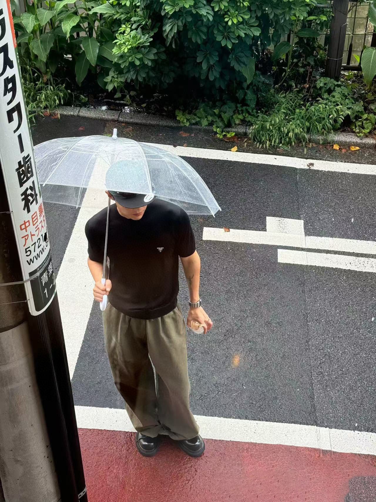 체인2호 / 프라다 남성 반팔 티셔츠