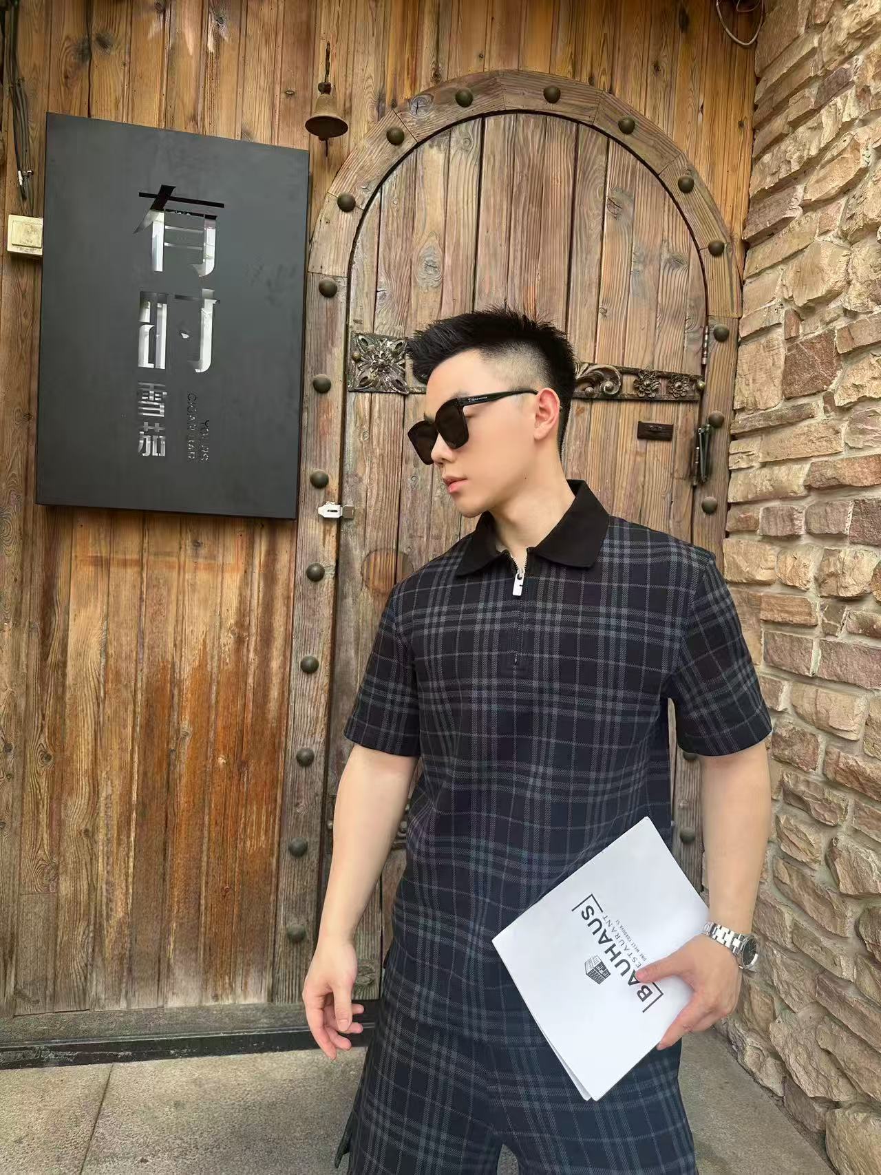 체인2호 / 버버리 남성 반팔 셔츠