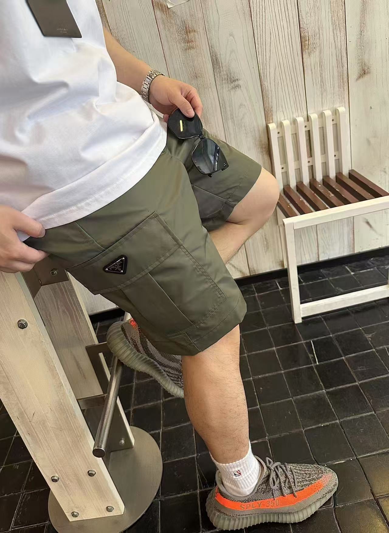 체인2호 / 프라다 남성 반바지