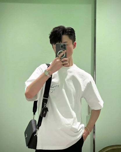 TJ셀러 / 프라다 남성 반팔 티셔츠
