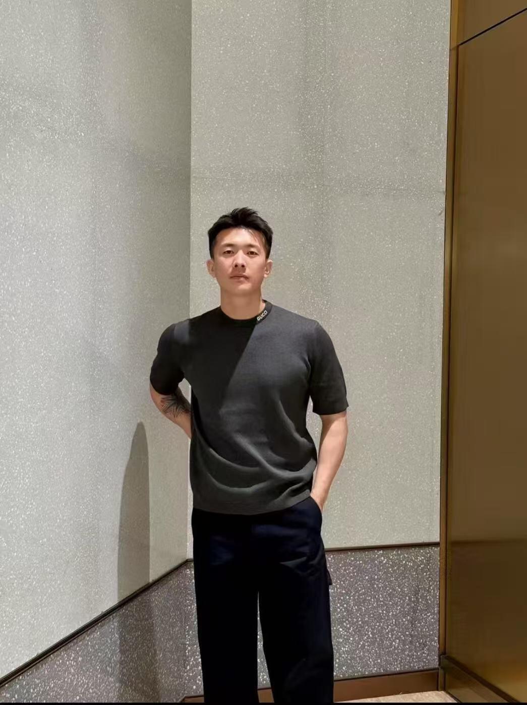 BVG / 구찌 남성 니트 반팔