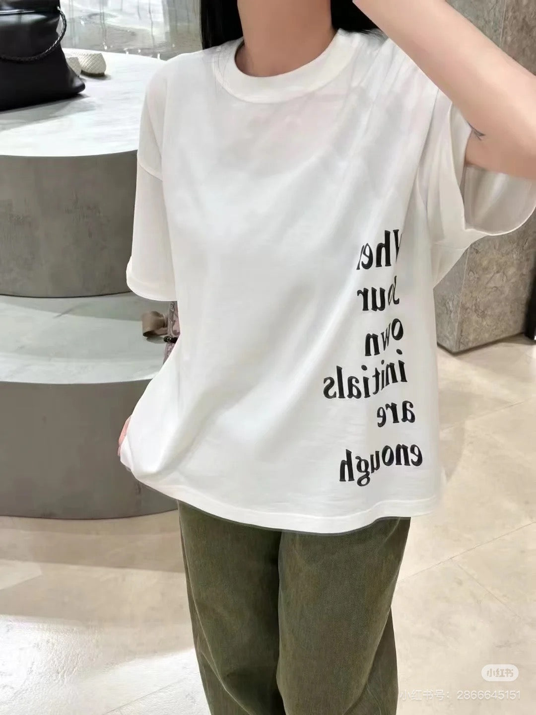 체인2호 / 보테가베네타 남성 반팔 티셔츠