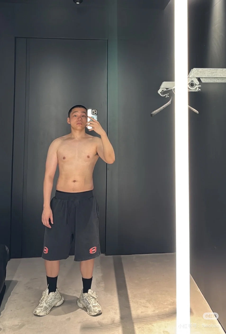 체인2호 / 발렌시아가 남성 반팔 티셔츠