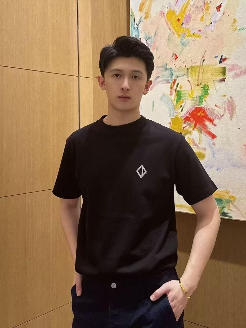 BVG / 디올 남성 반팔 티셔츠
