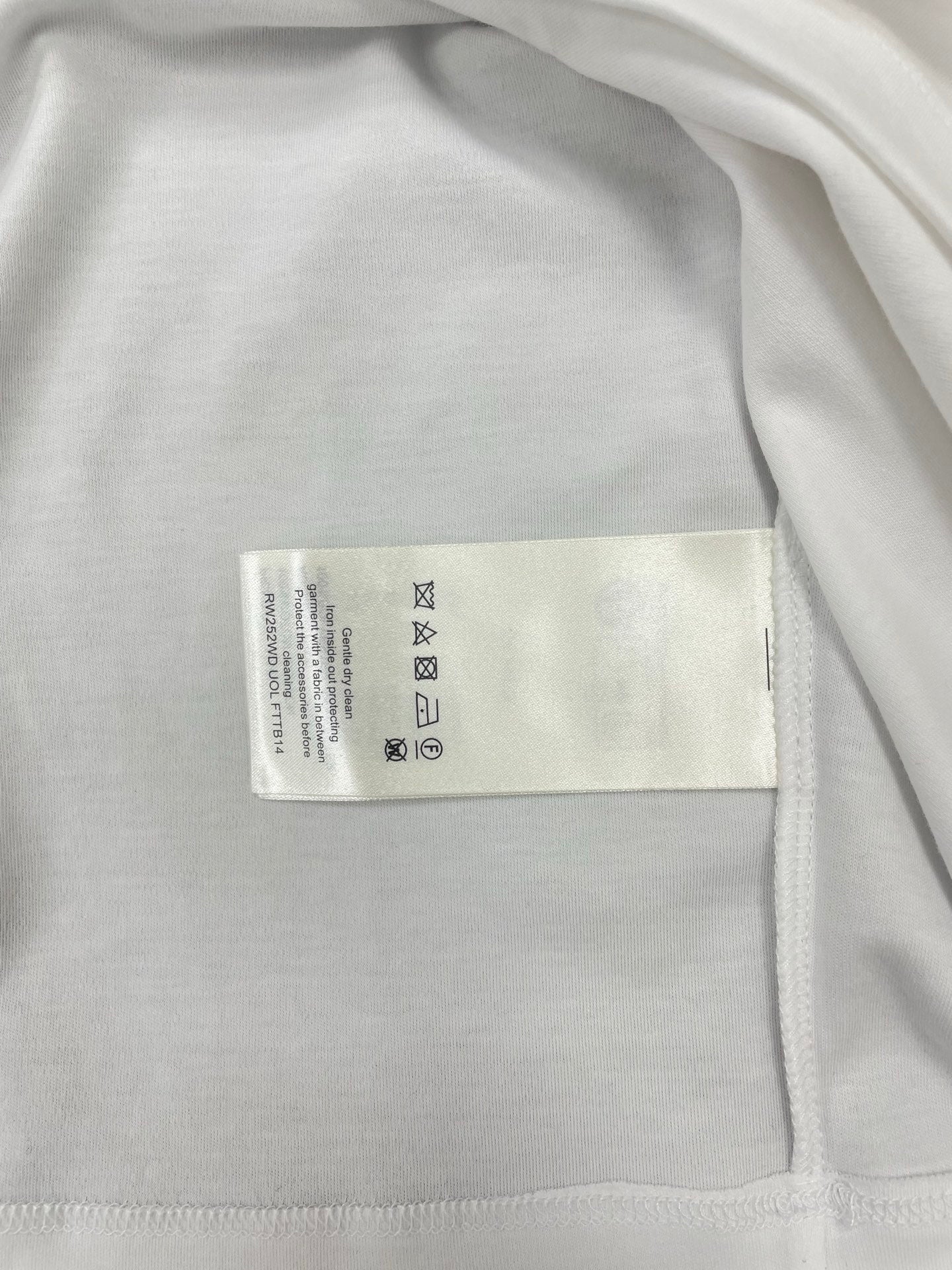 TJ셀러 / 루이비통 여성 반팔 티셔츠
