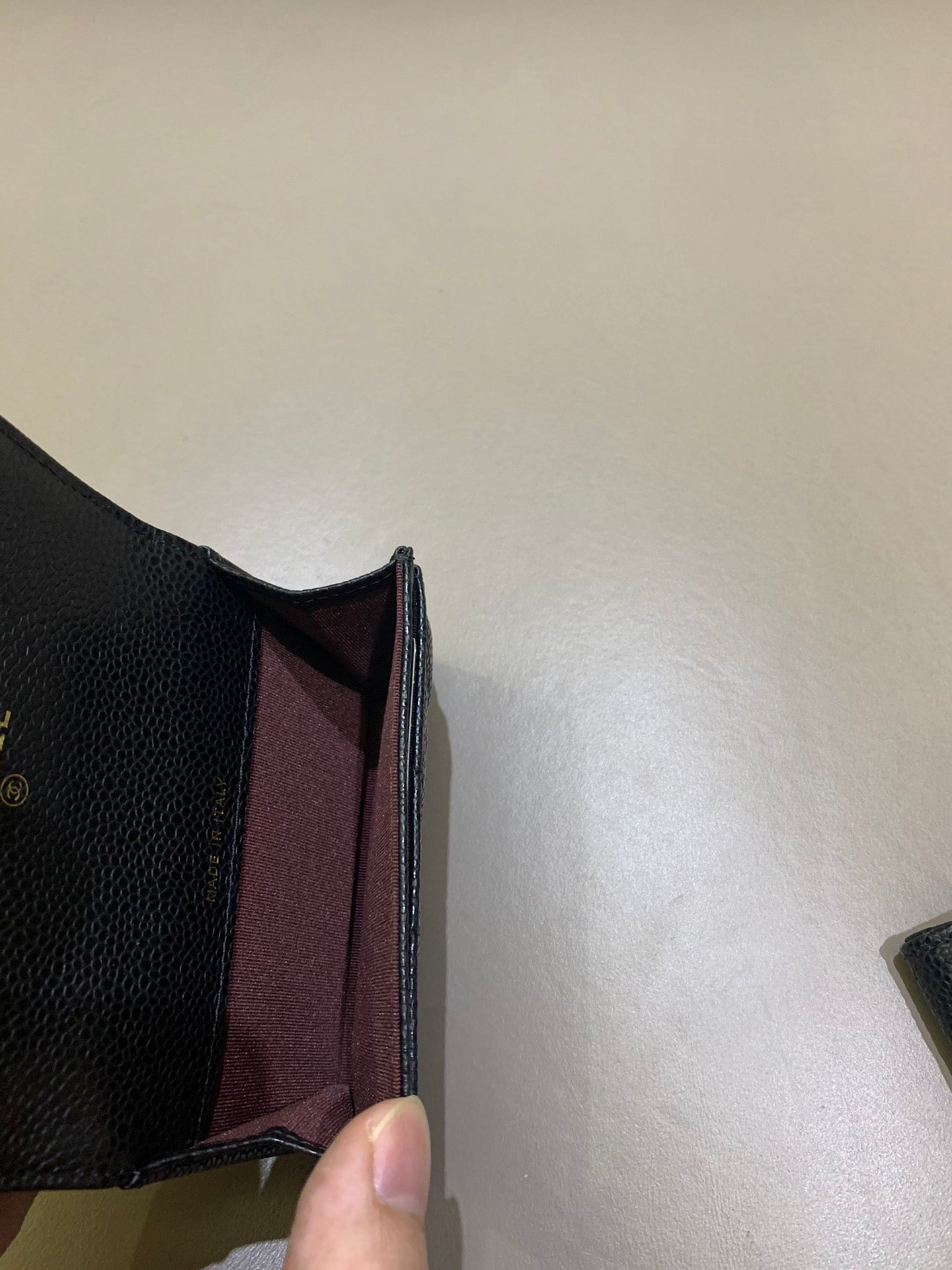 지존 / 샤넬 고전 단추 지갑