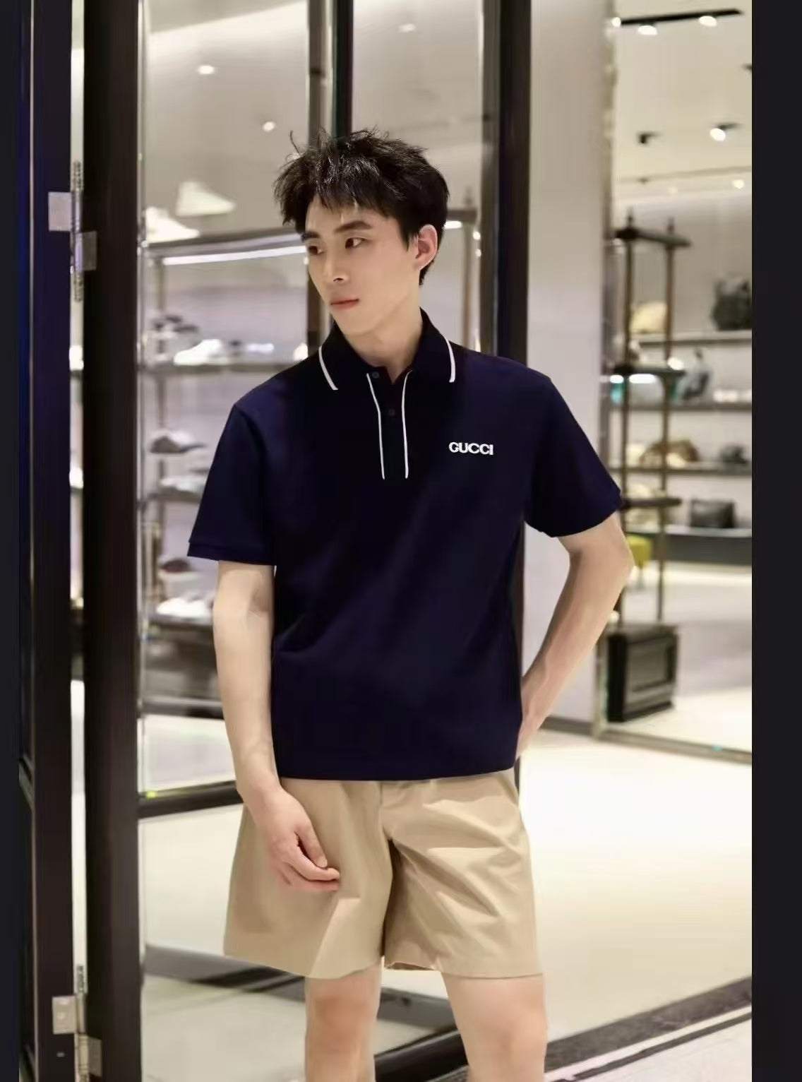 체인2호 / 구찌 남성 폴로넥 반팔 셔츠