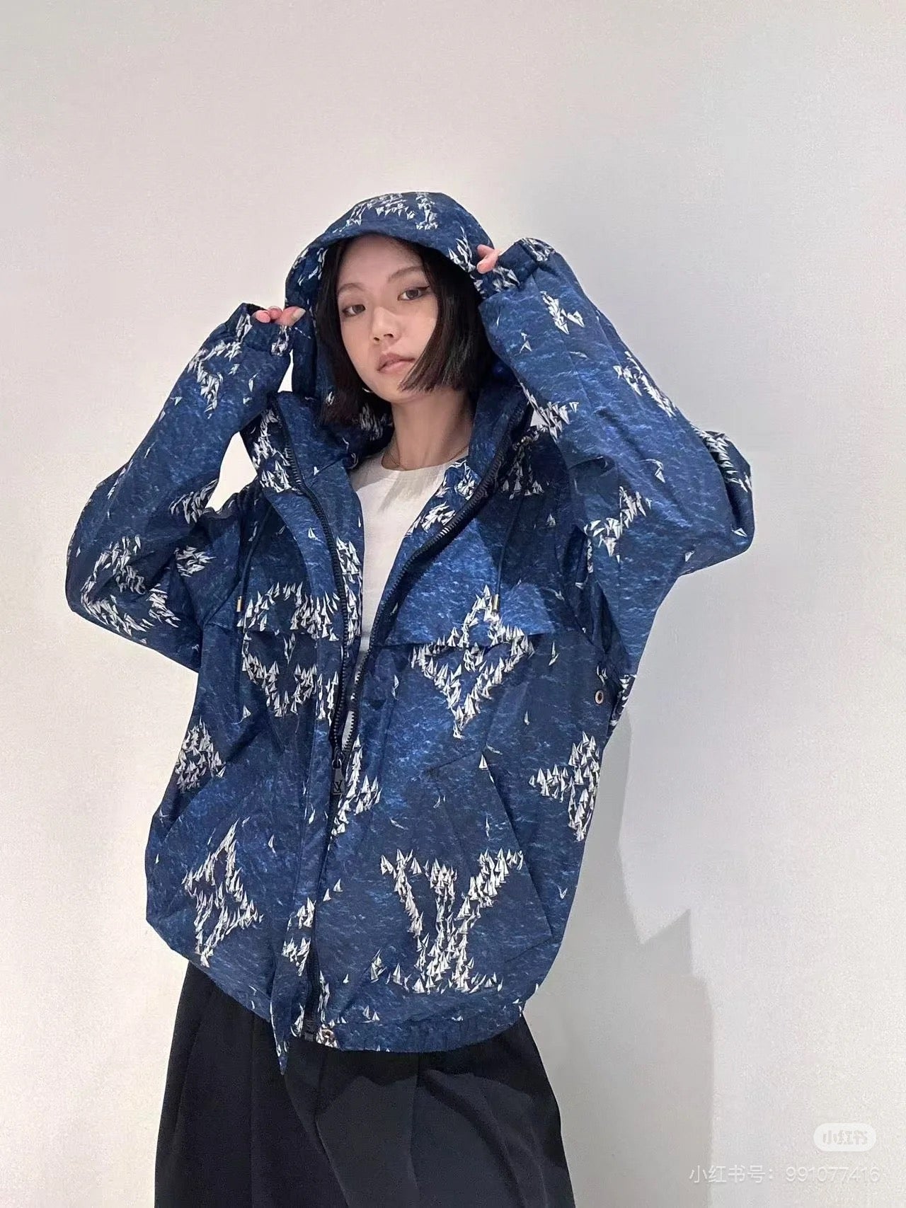 체인2호 / 루이비통 남성 프린트 나일론 후드 자켓