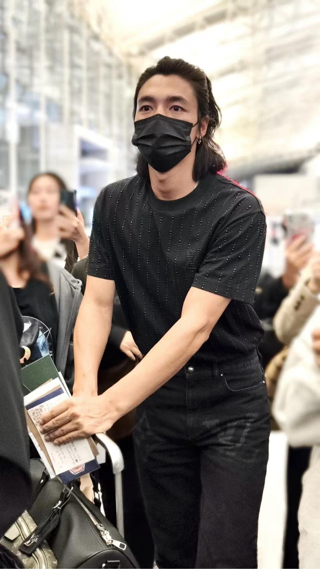 체인2호 / 루이비통 남성 반팔 티셔츠