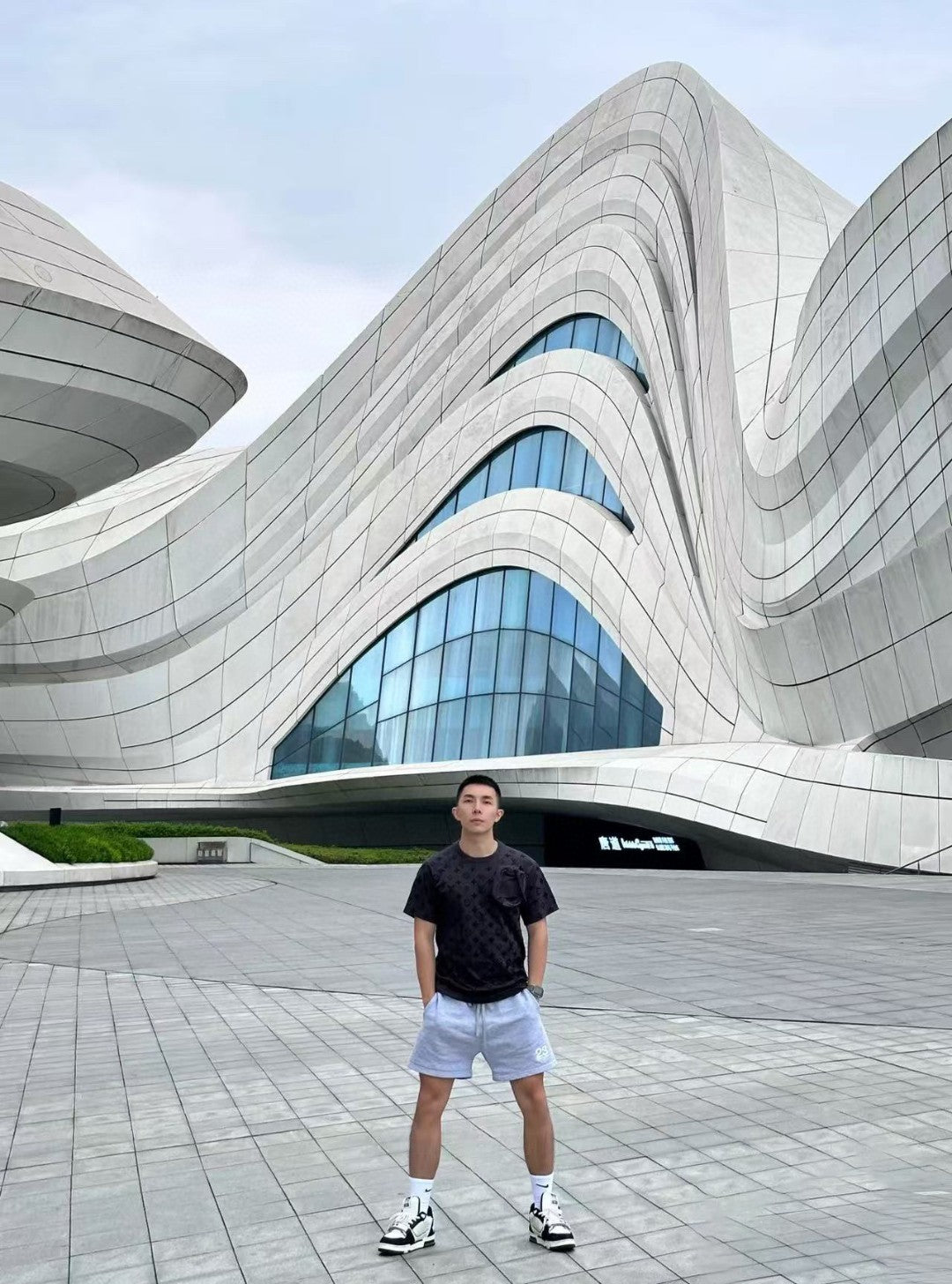 체인2호 / 루이비통 남성 반팔 티셔츠