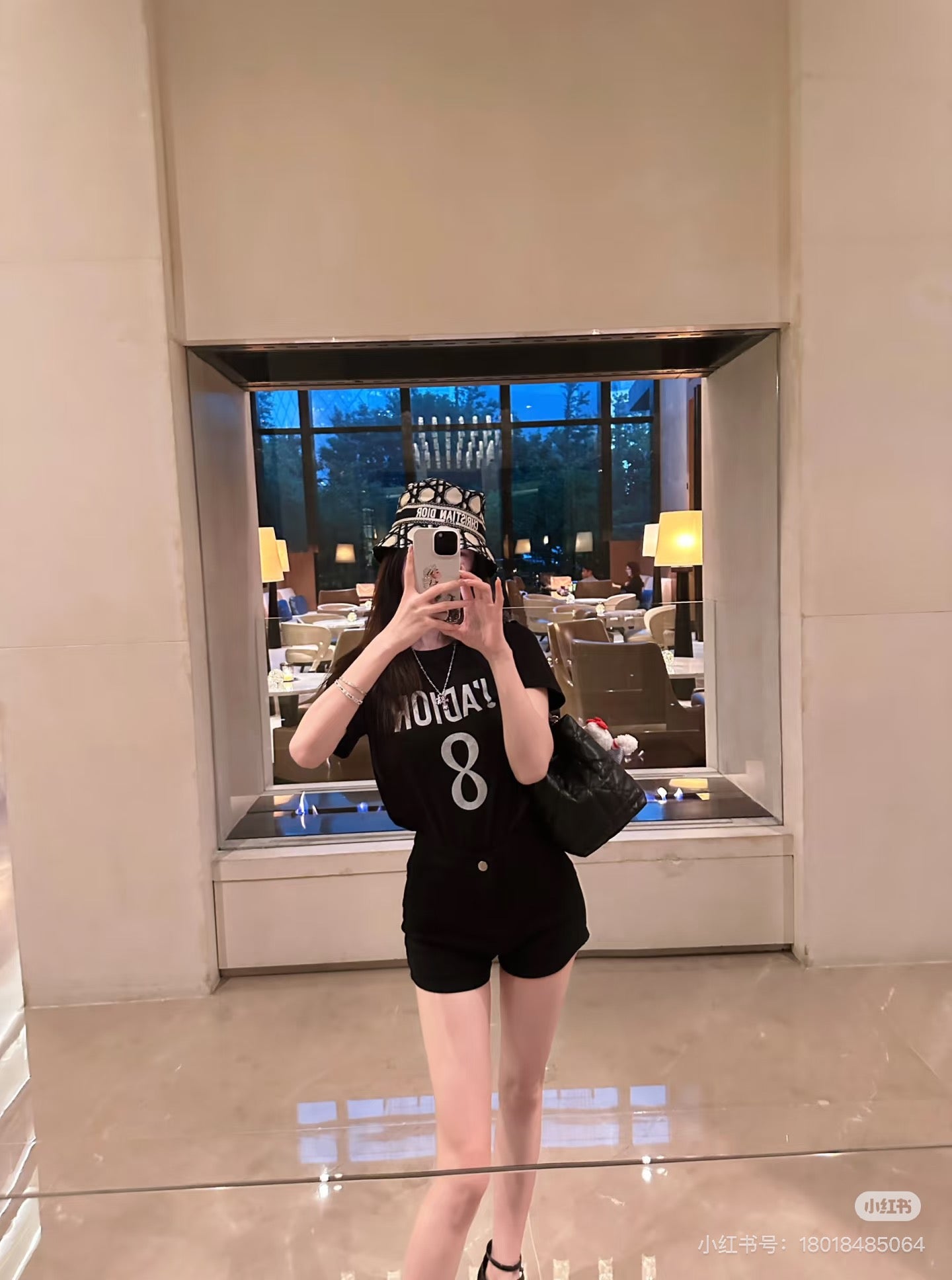 체인2호 / 디올 남성 여성 반팔 티셔츠