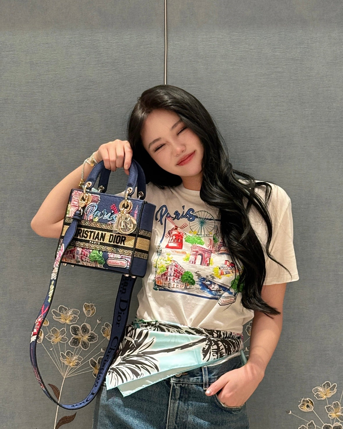 체인2호 / 디올 여성 souvenir 프린트 반팔 티셔츠