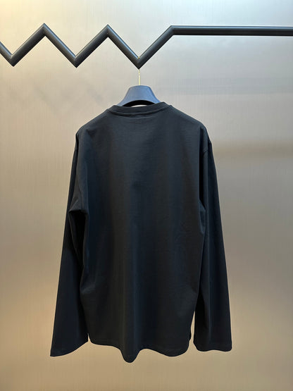 체인2호 / 프라다 남성 여성 긴팔티