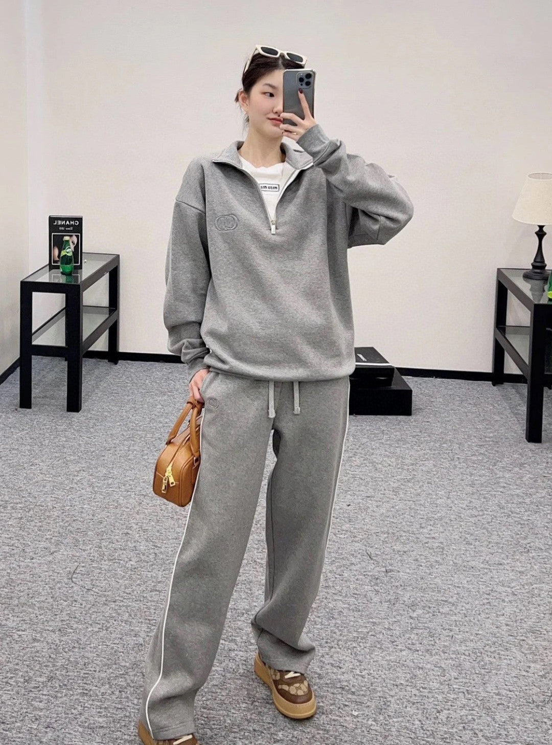 체인2호 / 디올 남성 자수 그레이 팬츠