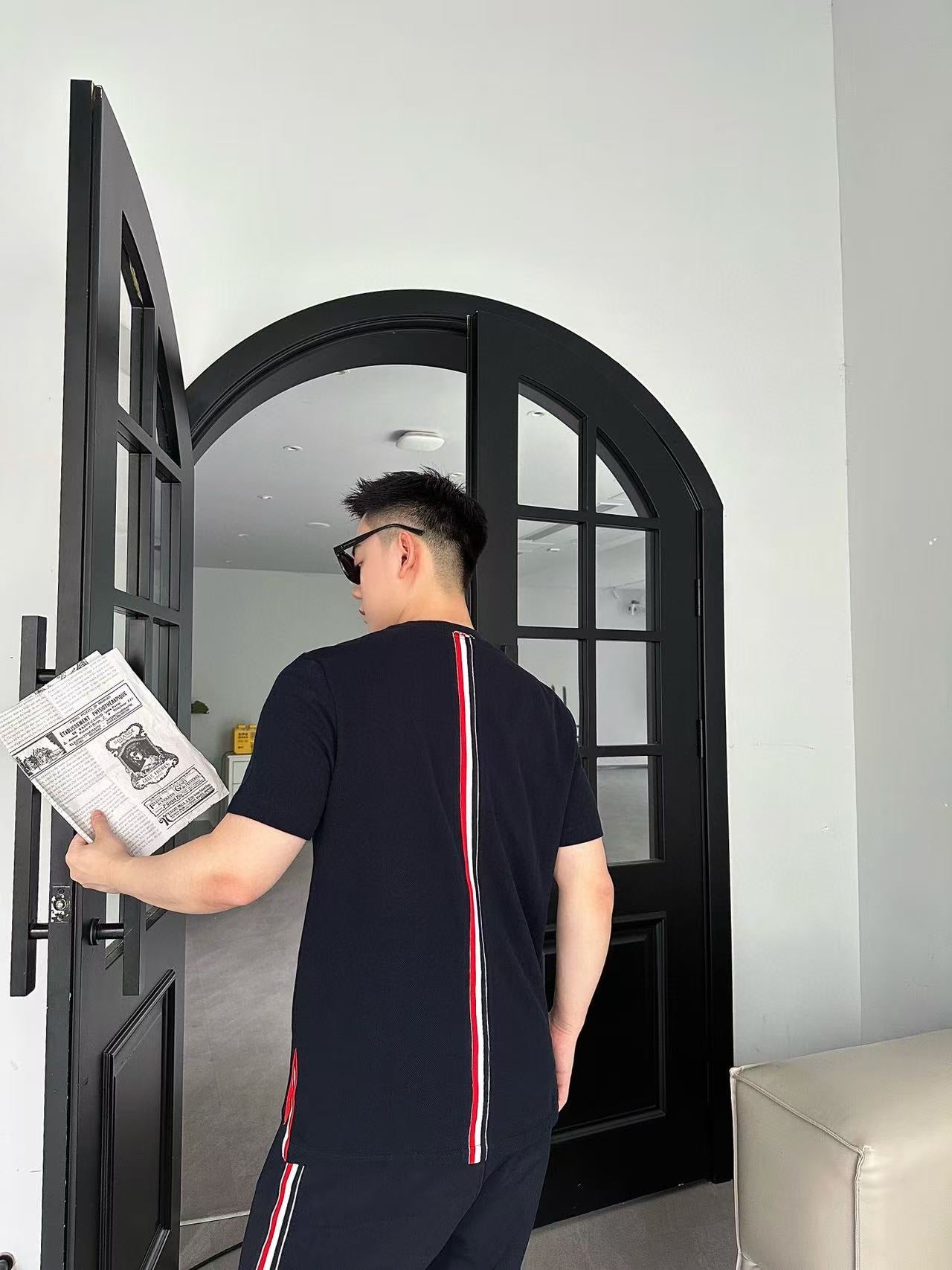 사슬 / 톰브라운 남성 솔리드 라운드넥 반팔 티셔츠 네이비