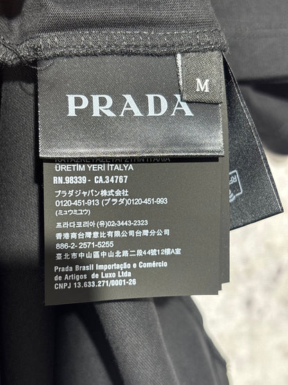 사슬 / 프라다 남성 여성 순색 로고 트림 가슴 주머니 라운드 반팔 티셔츠
