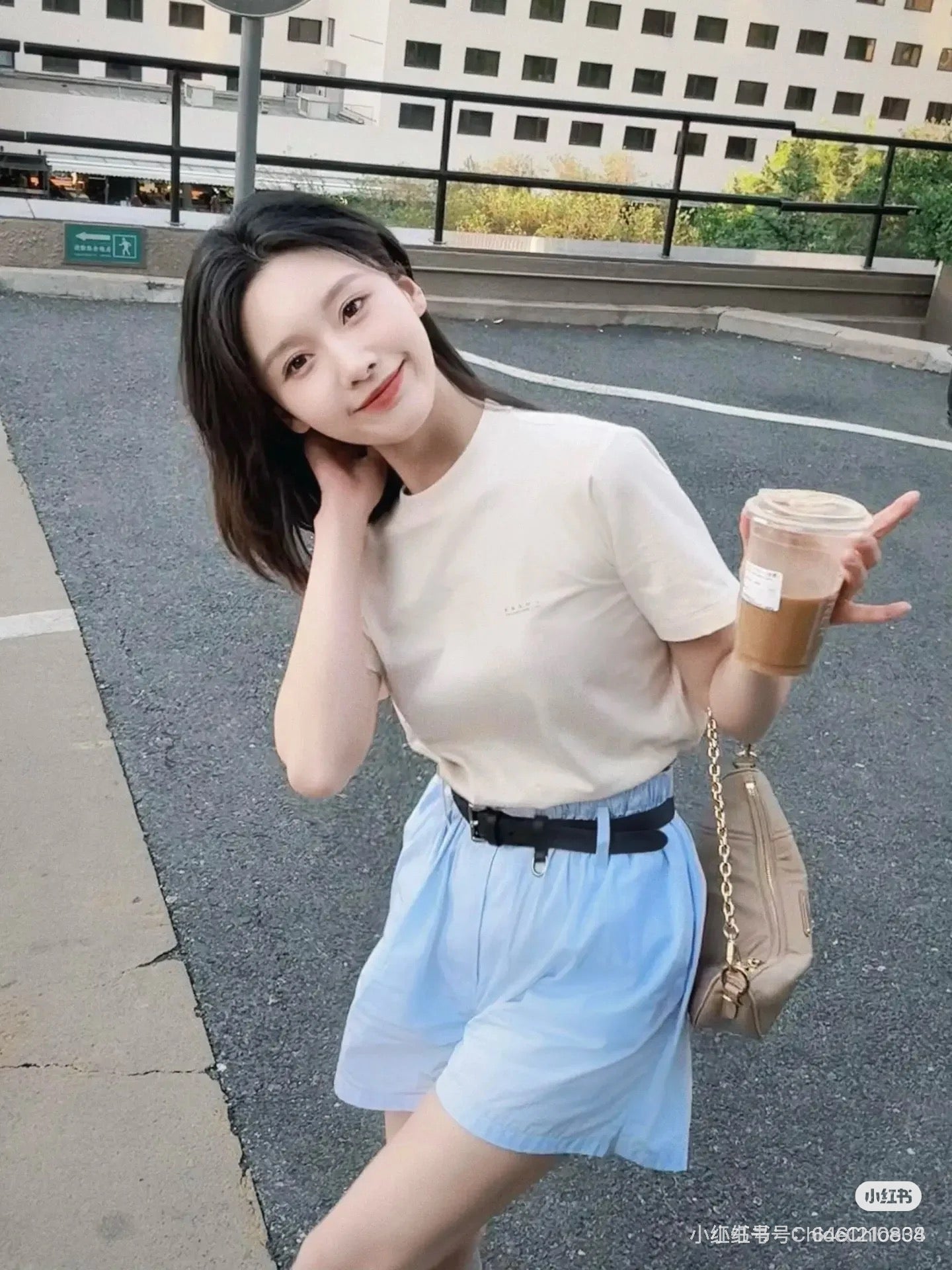 GTR / 프라다 여성 가슴 희미한 알파벳 반팔 티셔츠